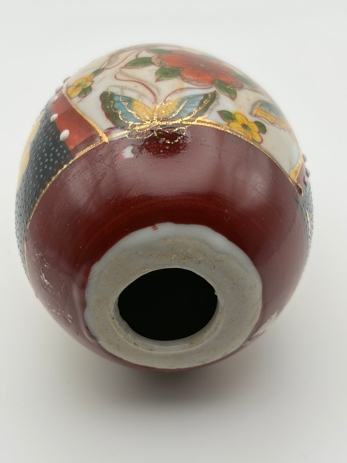 Vintage Japanese Satsuma porcelain hand painted egg