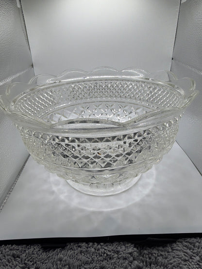 Vintage Anchor Hocking Wexford Bowl: Scalloped Glass Serving Bowl. 10” wide 6” high