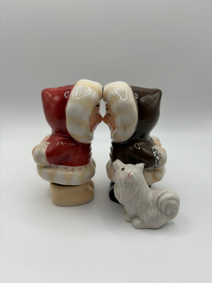 Kissing Eskimos Magnetic Salt & Pepper Shaker Set Inuit Husky Dog