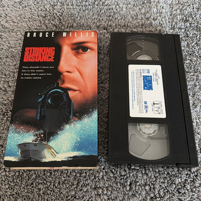 Striking Distance (VHS, 1994)