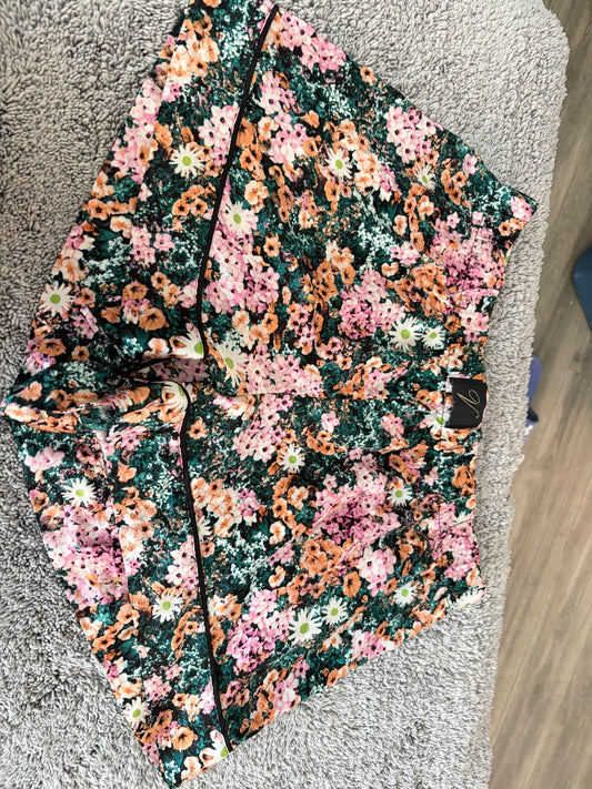 Victoria Secrets Women’s Intimate Silk Pajama Shorts Floral Print